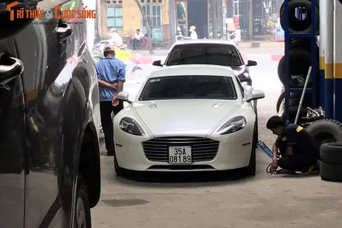 Sieu xe Aston Martin 10 ty &quot;bien rom&quot; cua dai gia Ninh Binh-Hinh-8